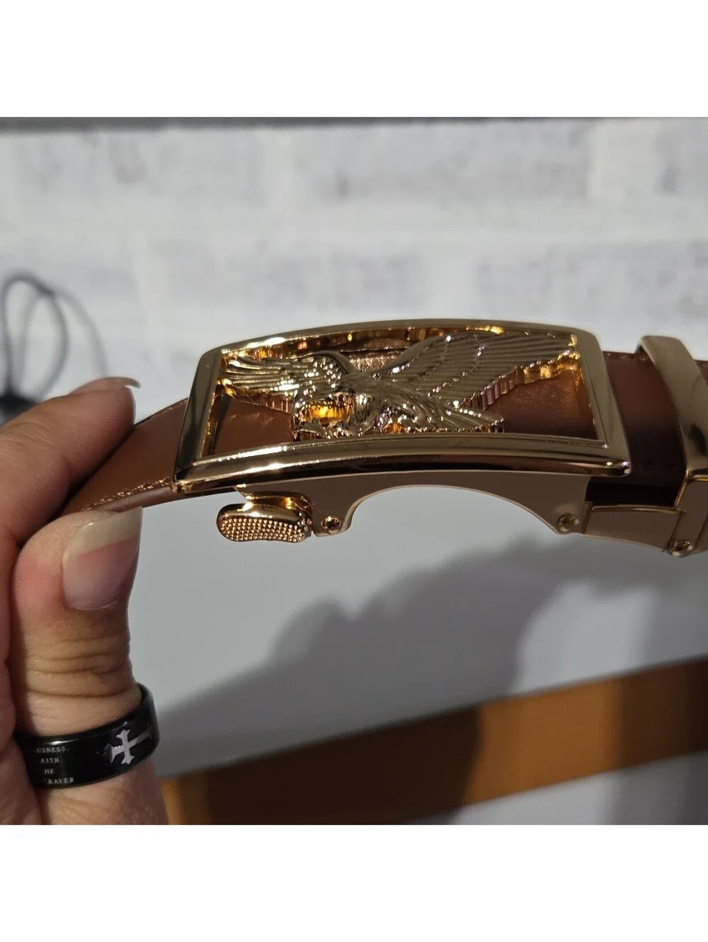 Men's Brown Belt Gold-Tone Eagle Buckle Solid Ratchet Fit 1.5 in Size 44